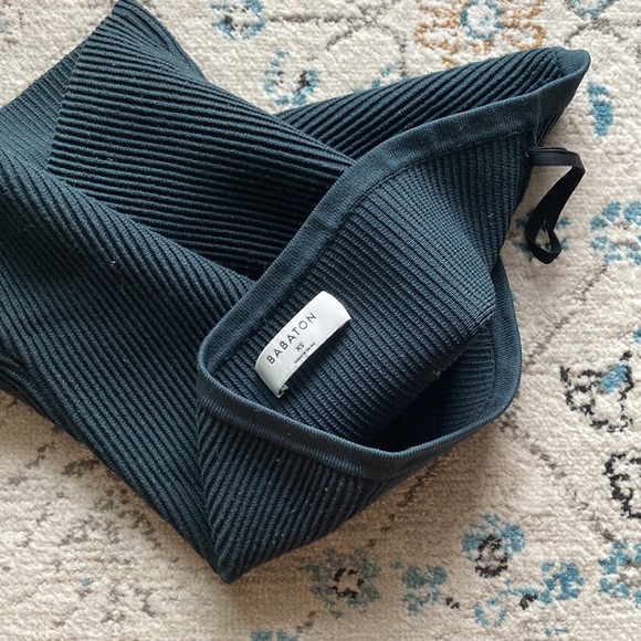 Babaton Sculpt Knit Strapless Top - Picture 5 of 6